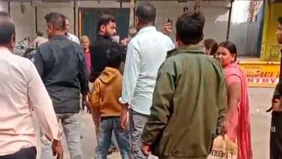 Indore News: 22-Year-Old Woman Consumes Poison Outside Police Outpost