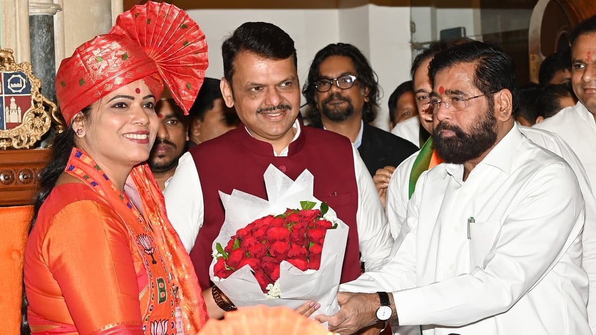 Maharashtra CM Devendra Fadnavis Congratulates New Mumbai Mayor Ritu Tawde After Unopposed Election 