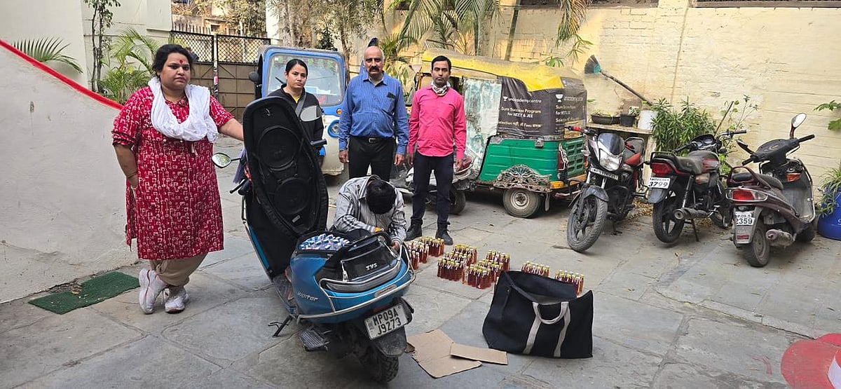 Indore News: Excise Department Catches Man Carrying Liquor Illegally