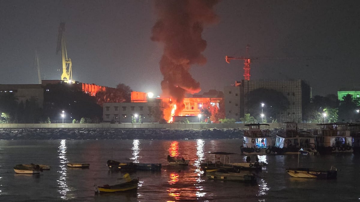 Massive Fire At Mumbai Naval Dockyard Doused, No Injuries | VIDEO 