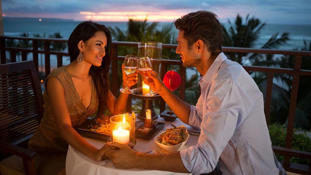 Valentine's Day 2026: Romantic Places In Mumbai To Take Your Partner On A Perfect Date Night