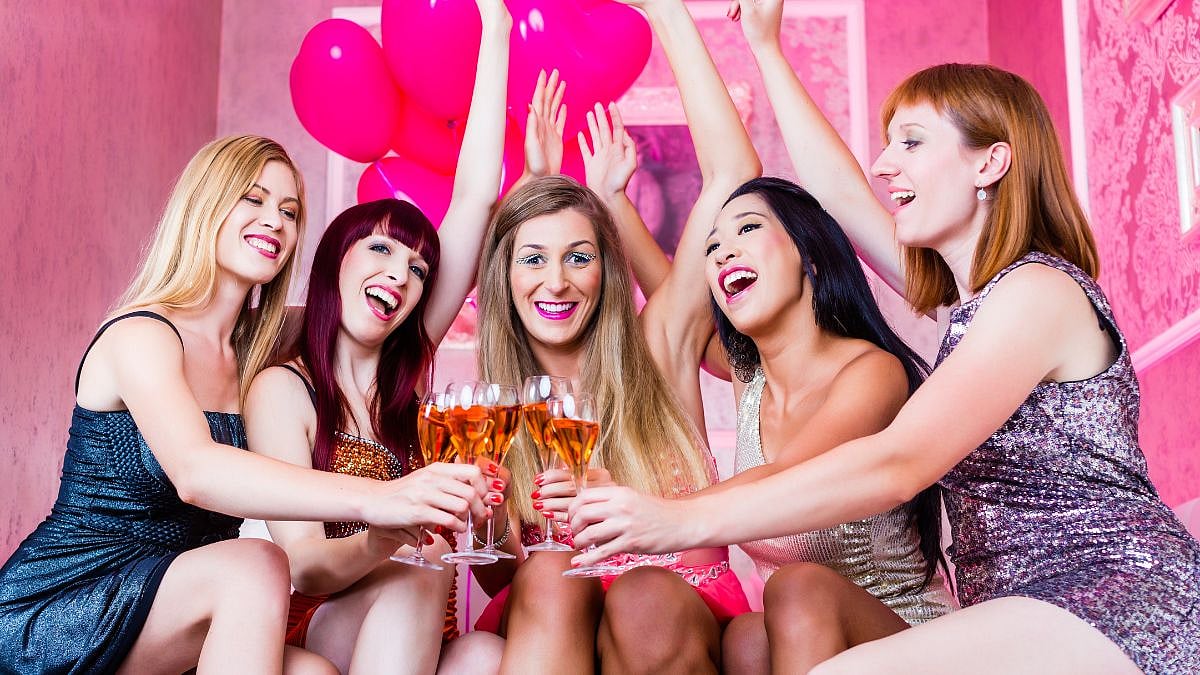 Ditch Your Boyfriend This Valentine's Day! Celebrate Galentine's With These 5 Amazing Ways With Your...