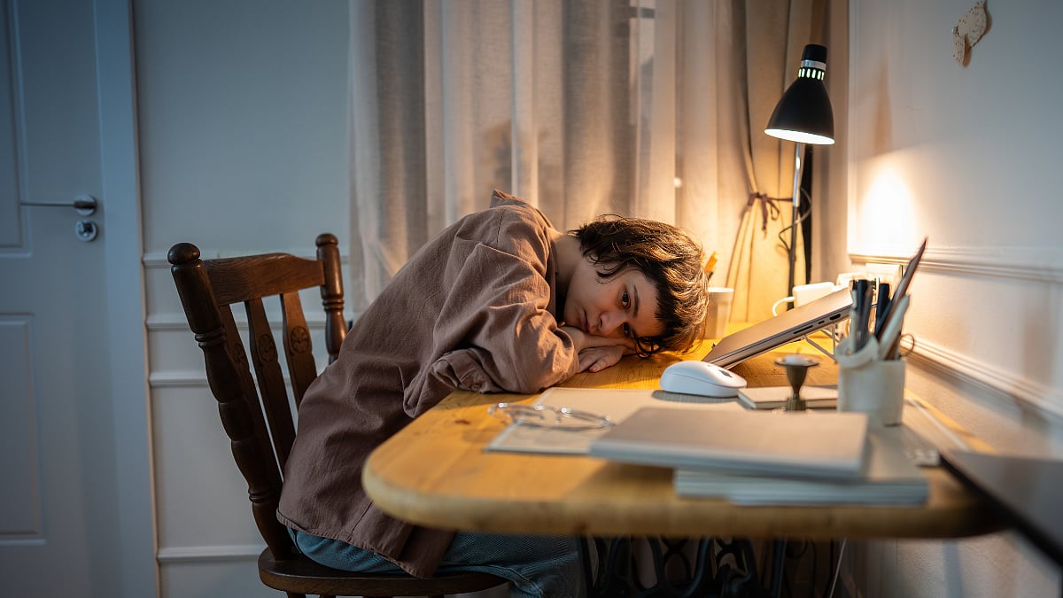 Early Warning Signs Of Burnout We Often Ignore