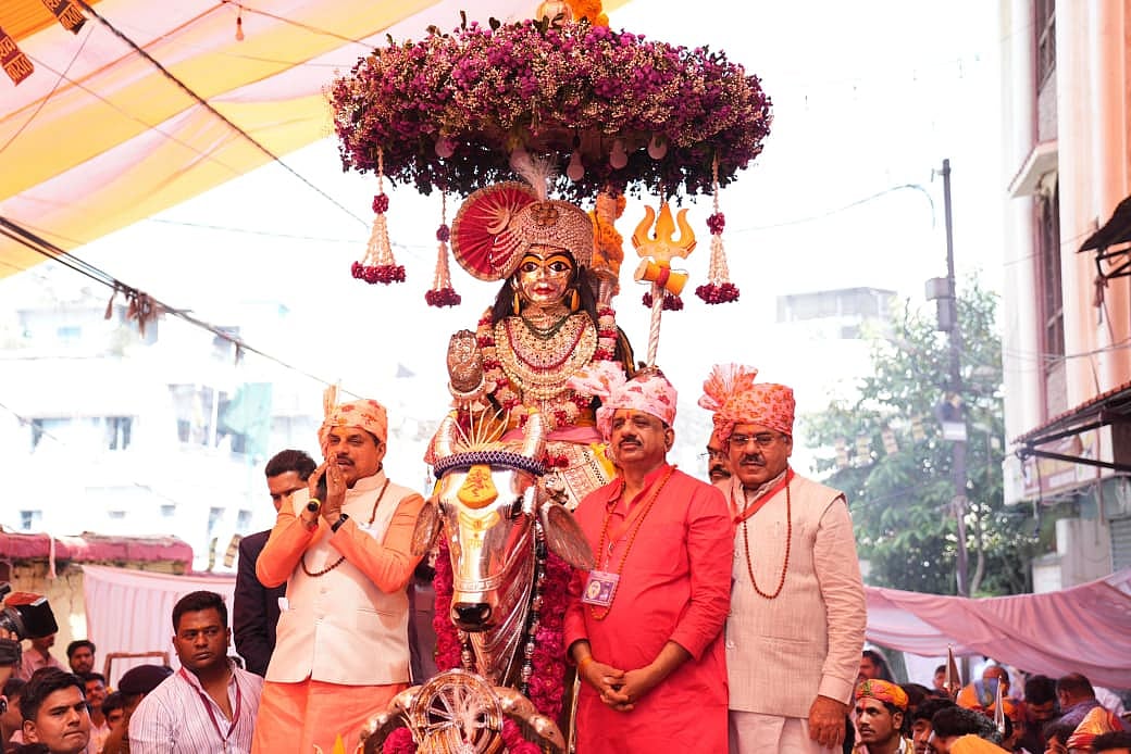 MP News: CM Mohan Yadav Seeks Blessing At Badwale Mahadev Temple On Mahashivratri, Flags Off Shiv...