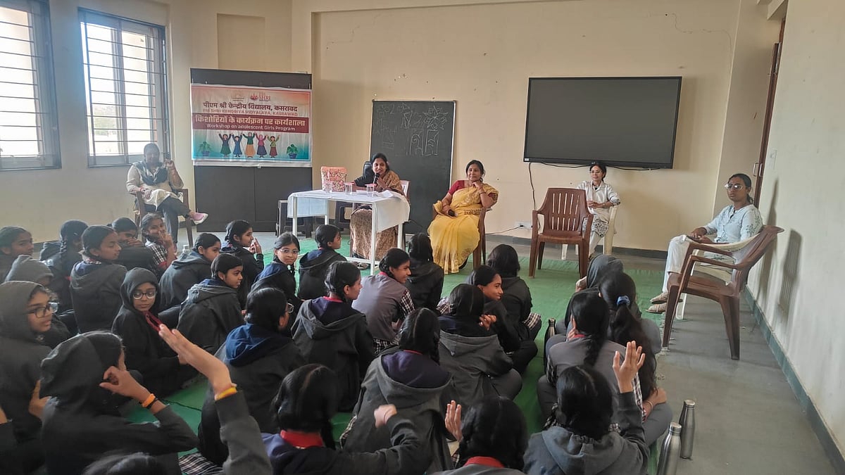MP News: Workshop For Adolescent Girls At PM SHRI Kendriya Vidyalaya In Kasrawad