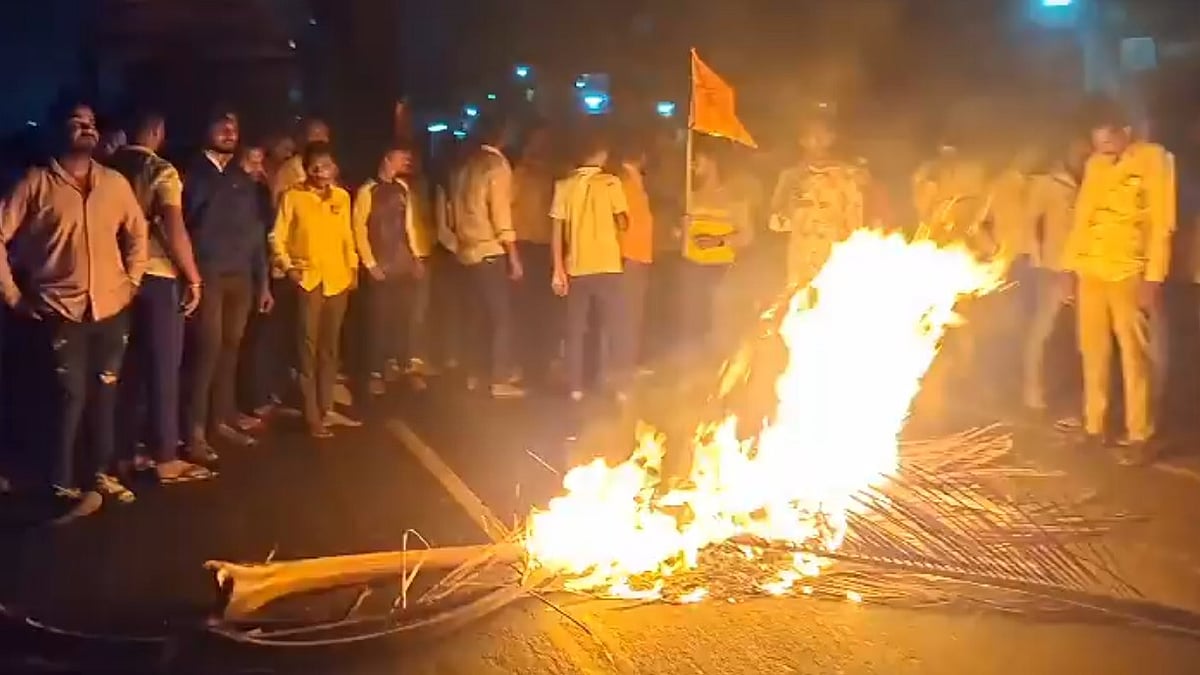 Pune VIDEO: Angry Villagers Protest After 21-Year-Old Woman Abducted In Front Of Family Members In...