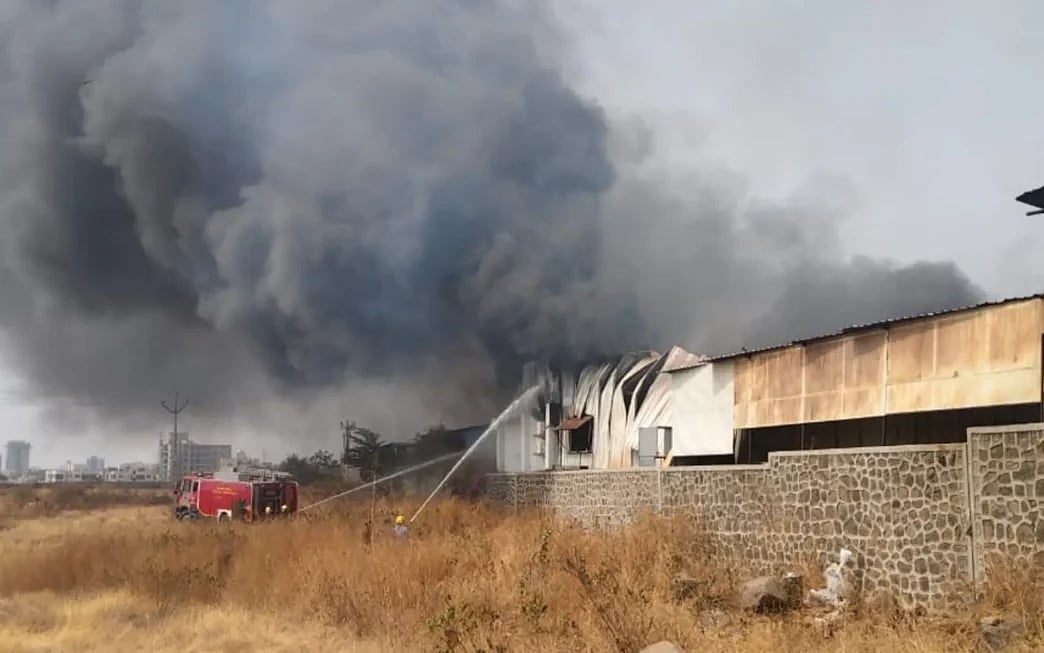 Major Fire Breaks Out At Two Warehouses On Wagholi–Lohgaon Road In Pune