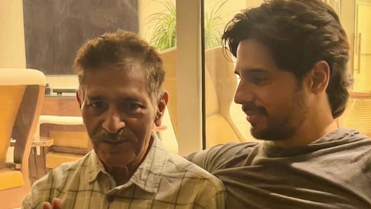 'Thank You For Being My First Hero...': Sidharth Malhotra's Old Father's Day Post Goes Viral After Demise Of His Dad Sunil Malhotra 