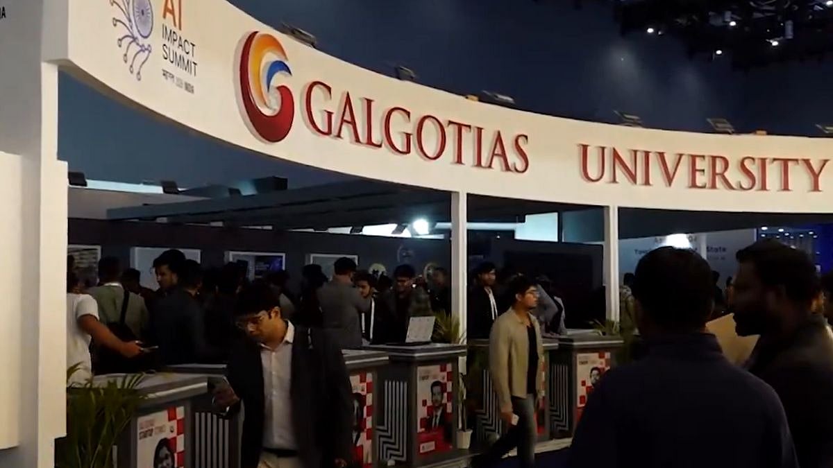 India AI Summit: Power Cut,  Barricades Put In Front Of Pavilion After Govt Asks Galgotias University To Vacate Over Robodog Row  - VIDEO 