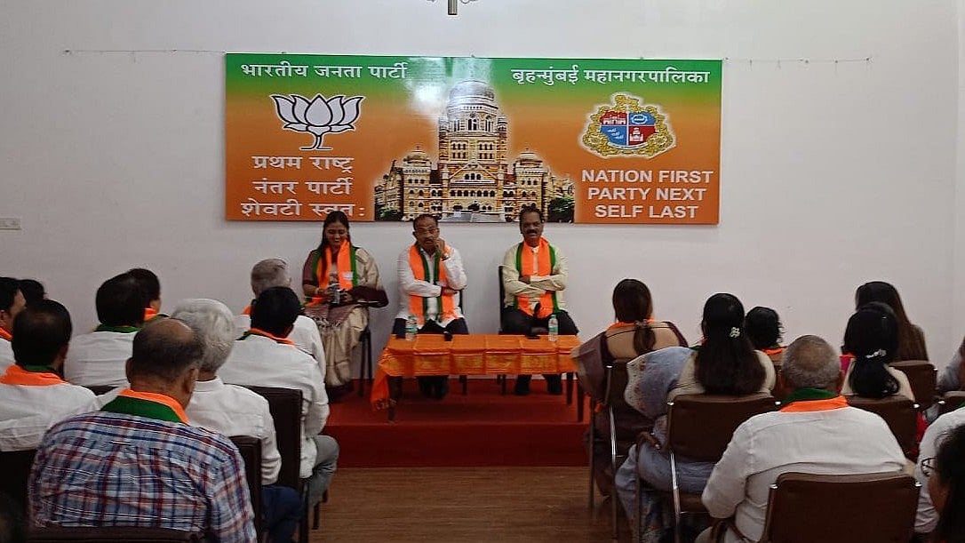 BJP-Mahayuti’s Candidate Prabhakar Shinde Files Nomination For BMC Standing Committee Chief 