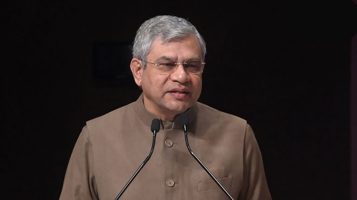 ‘Over 2.5 Lakh At AI Summit In Delhi On Day 2, Most Under 30’: Ashwini Vaishnaw Says India’s Future Looks Promising 