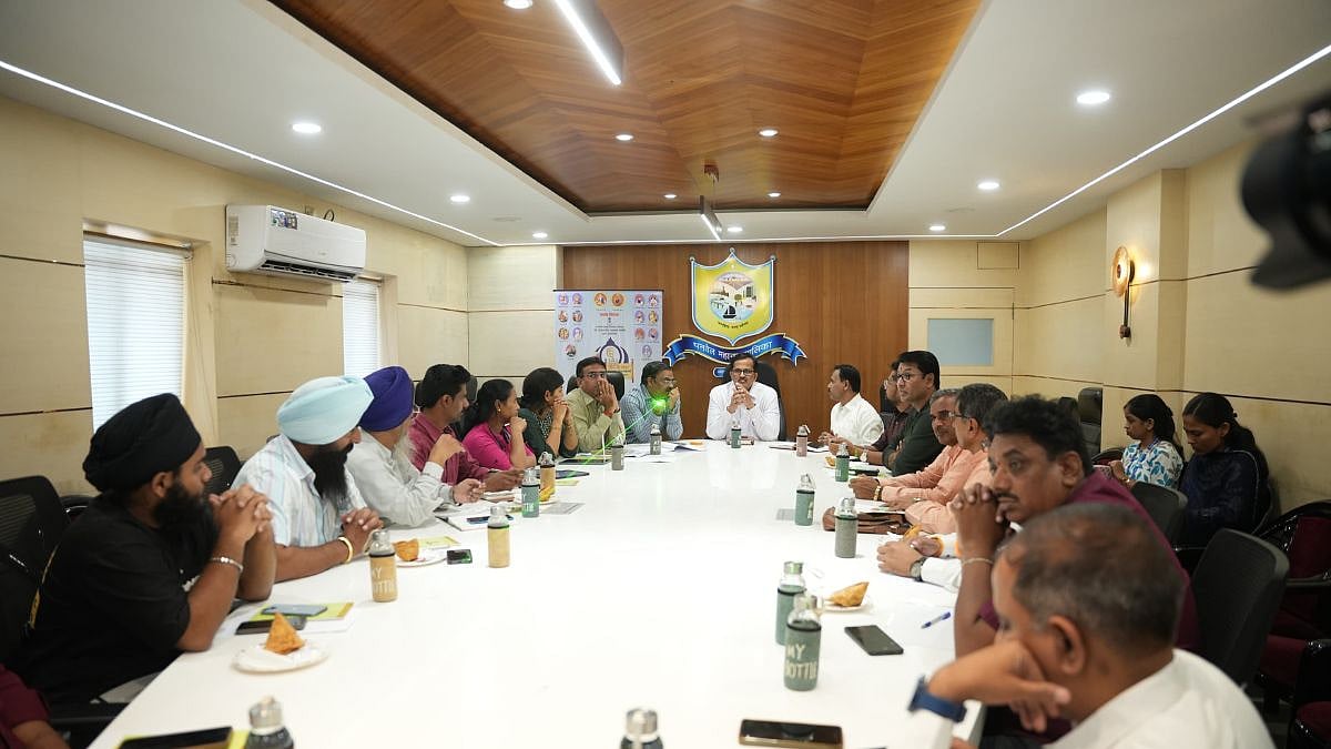 Panvel Municipal Corporation Holds Community Meeting To Boost Participation In 'Hind-di-Chadar' Programme At Kharghar 