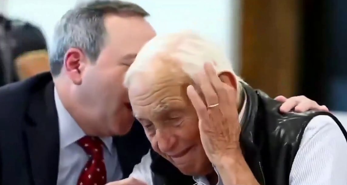'I Will F***ING Kill You': Les Wexner’s Lawyer Caught Threatening Him On Hot Mic During House Deposition On Jeffrey Epstein - WATCH 