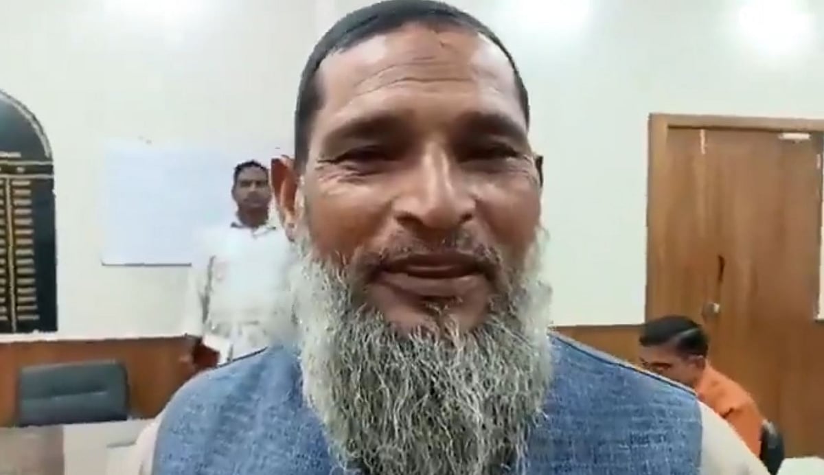 Honesty Not Extinct Yet: Haryana Kabari Returns Gold Jewellery Worth ₹15 Lakh 