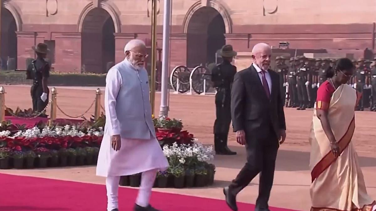 New Delhi: India Accords Ceremonial Welcome To Brazilian President Luiz Inacio Lula da Silva At Rashtrapati Bhavan; Videos 