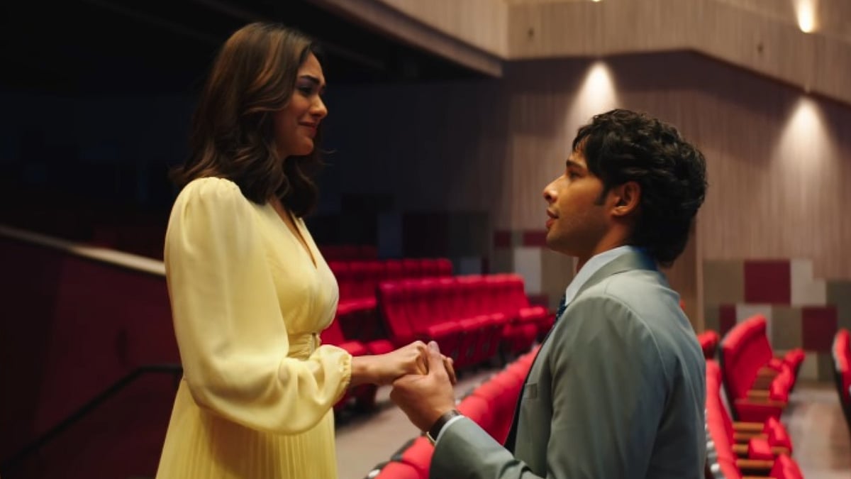 Do Deewane Seher Mein Box Office Collection Day 1: Siddhant Chaturvedi-Mrunal Thakur Starrer Takes Low Opening, Collects ₹1.25 Crore 