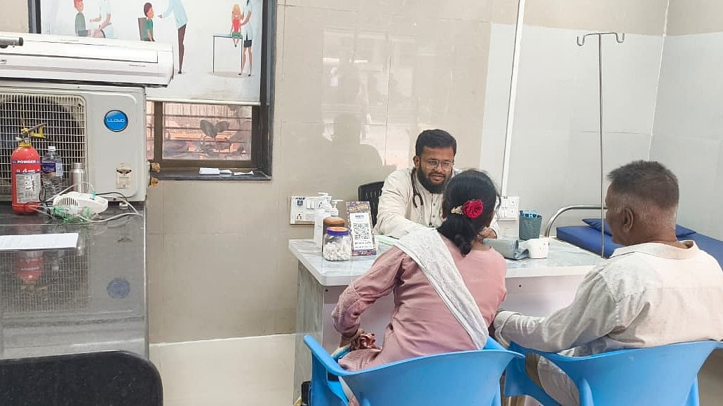 Central Railway's Emergency Medical Rooms: Strengthening Response to Passengers' Medical Emergencies