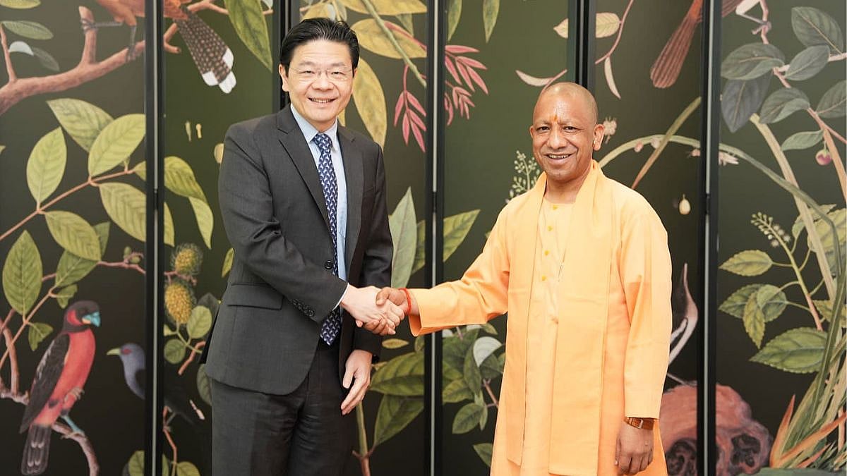 Uttar Pradesh News: CM Yogi Adityanath Visits Singapore To Strengthen Strategic Economic And Investment Partnerships | VIDEO 