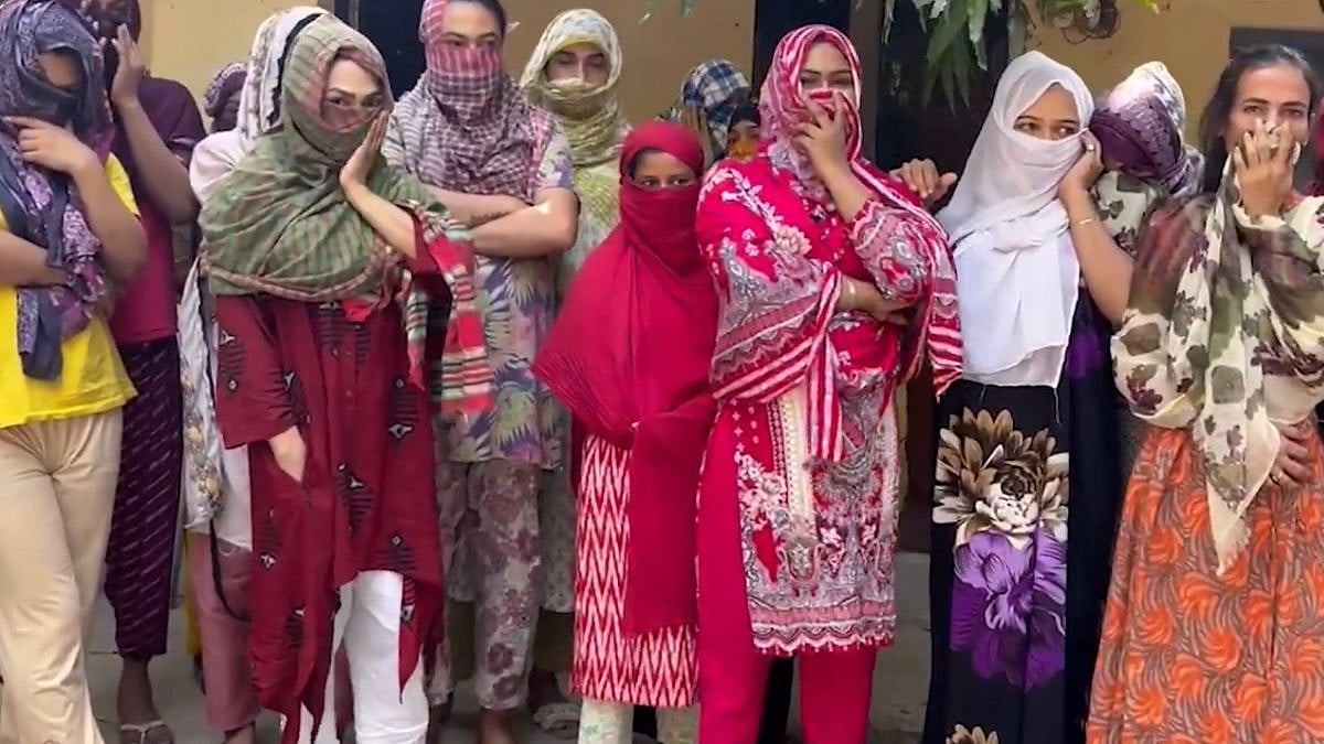 Mumbai Police Arrests 25 Bangladeshi Nationals in Versova Crackdown; Probe Underway 