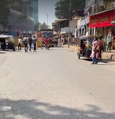 Road from Bhawani Nagar leading towards the Marol Naka Metro Line 3 station has been shut