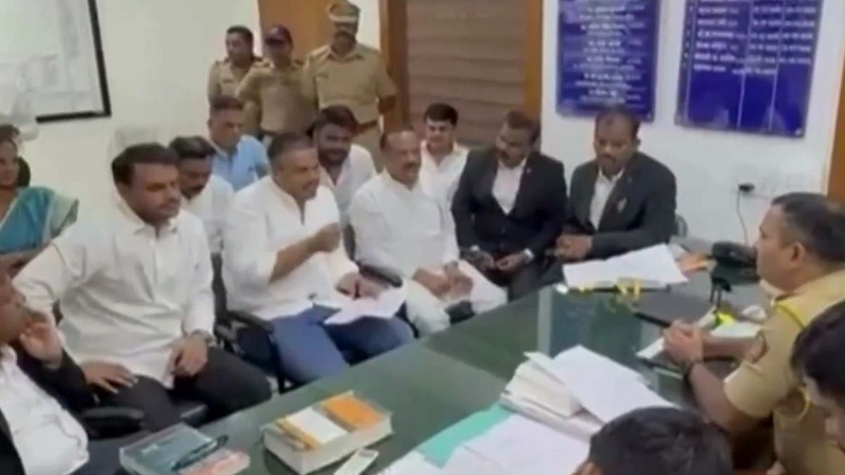 Ajit Pawar Plane Crash: NCP-SP MLA Rohit Pawar & Cousin Yugendra Pawar Approach Baramati Police Seeking FIR Against VSR Ventures; Video 