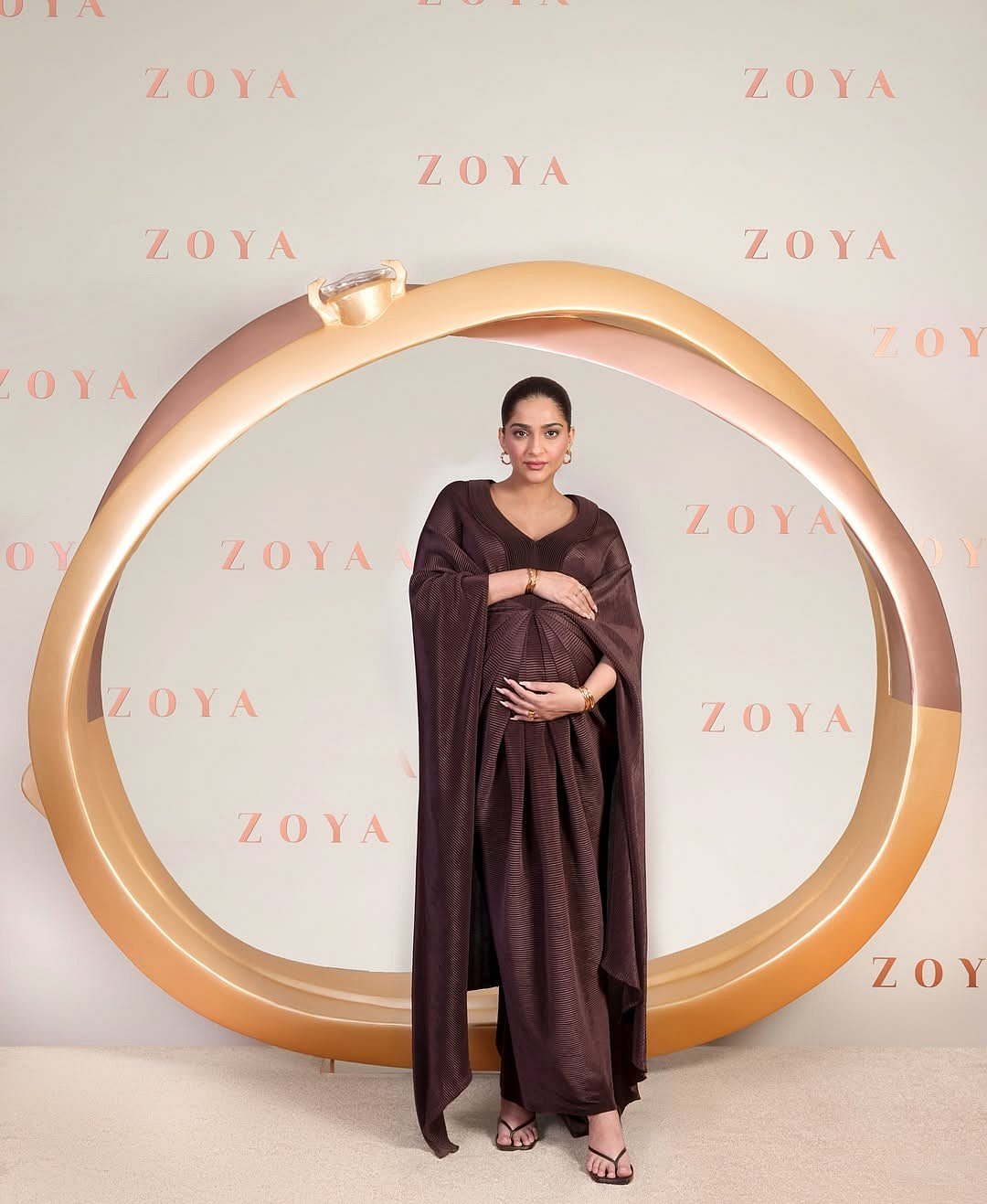 Mom-To-Be Sonam Kapoor Rocks Chic Maternity Fashion In Flowy Chocolate Brown Ensemble At Mumbai Event