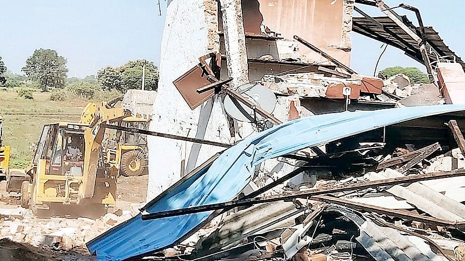 Demolition Debris Hits Adjacent Buildings In Ghatkopar; Developer, Contractor Booked | Representational Image
