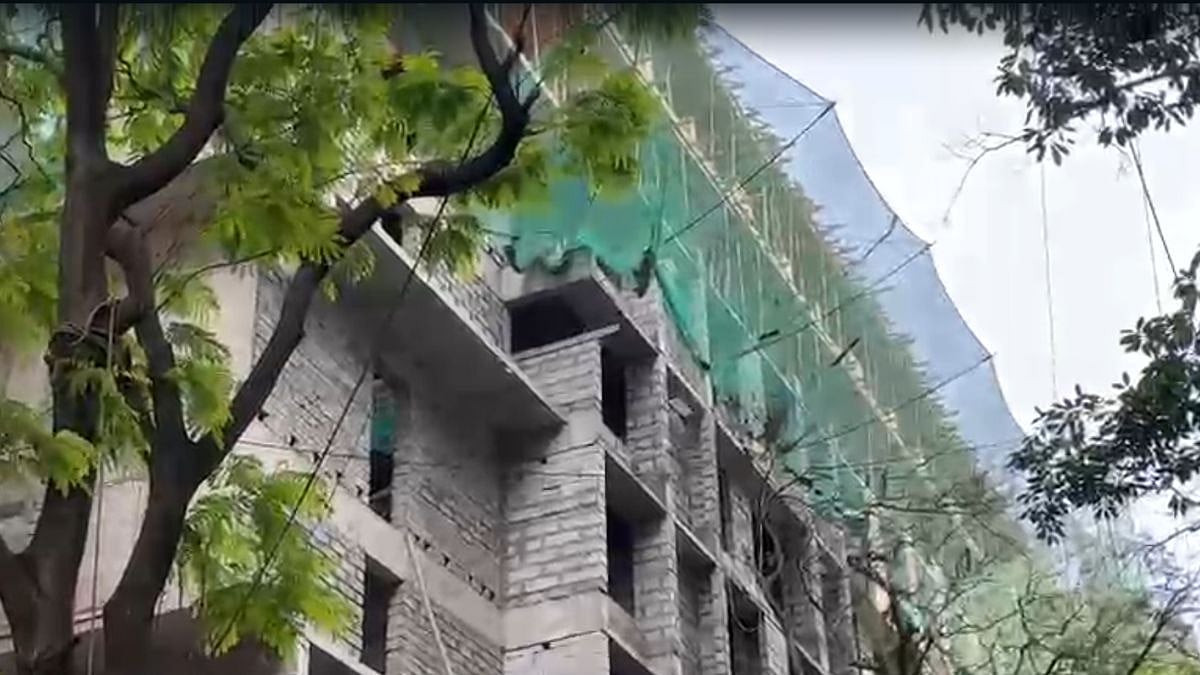 Mumbai: 2 Dead, 4 Critical After 6 Workers Fall From 8th Floor Of An Under-Construction Building In Chembur 