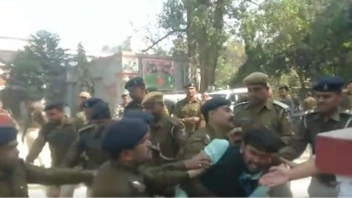 Bihar: Uproar At Patna College During PU Student Union Polls Over Ballot Name Error 