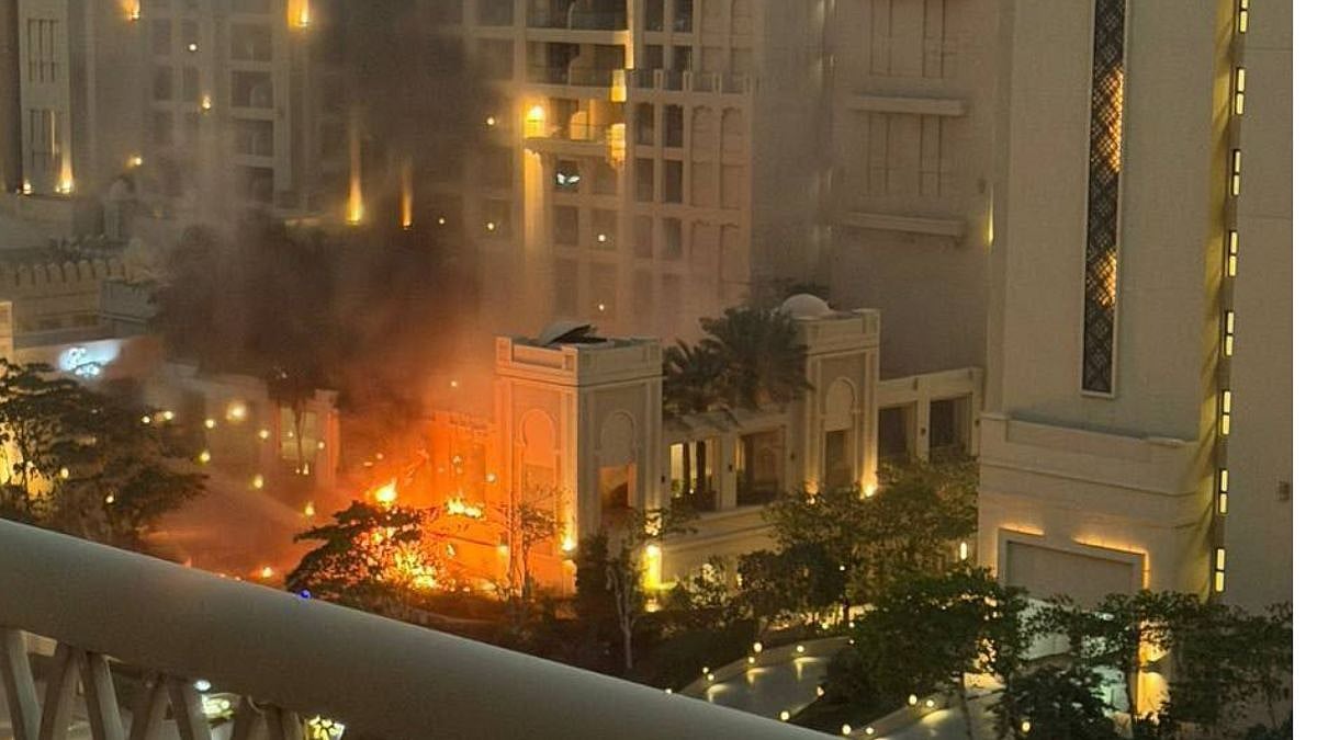 Dubai’s Fairmont The Palm Hotel Erupts Into Flames After ‘Missile Attack’ As Iran–Israel Tensions Escalate - VIDEO 