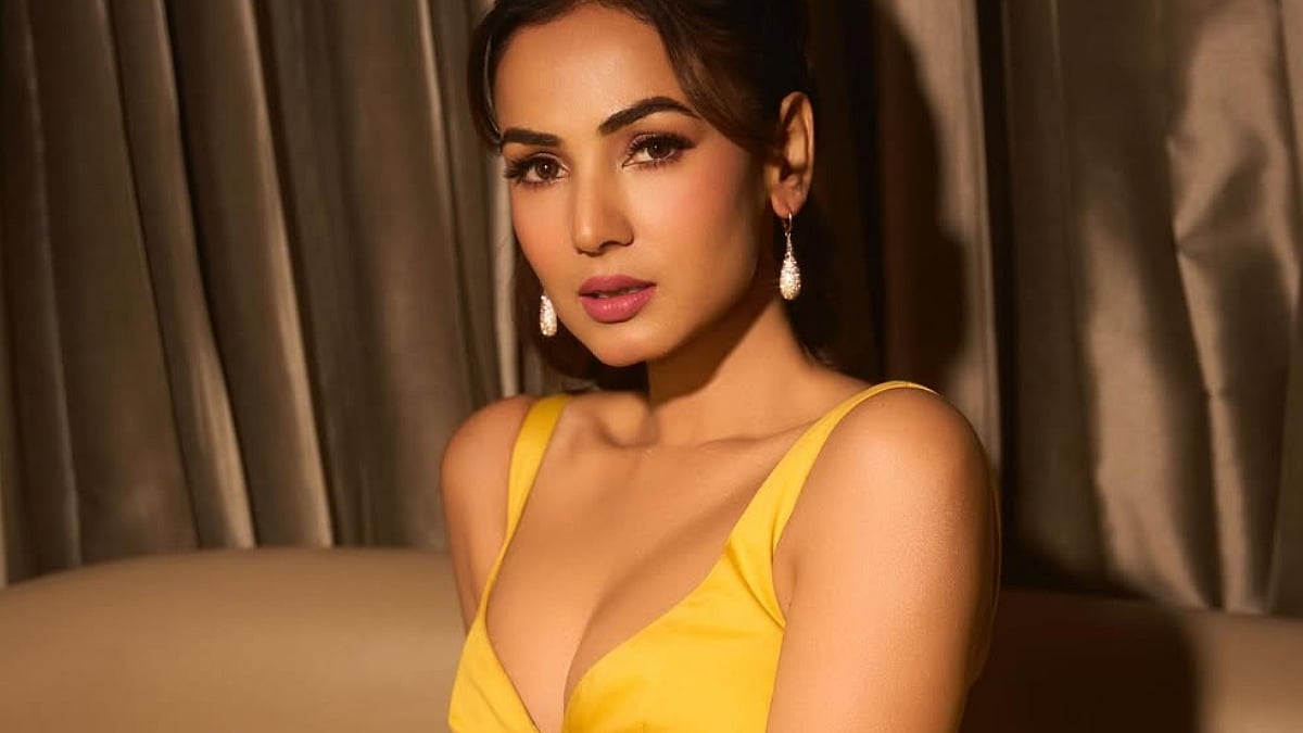 Sonal Chauhan Returns To India After Being Stranded, Expresses Gratitude To Dubai Authorities: 'Last Few Days Were Challenging' 