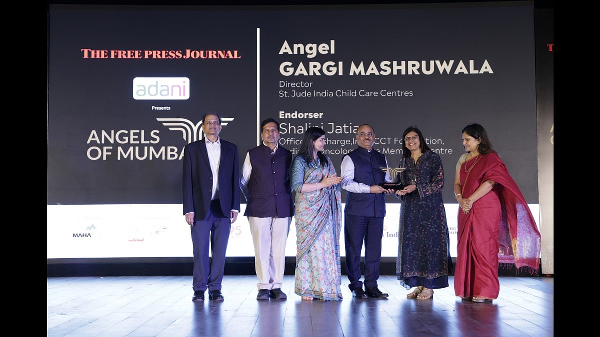 Gargi Mashruwala, Director, St Jude India Child Care Centres, receiving the award from Sachindra Salvi, MD, GICHF; and Maharashtra minister Mangal Prabhat Lodha and Veetika Deoras, senior vice-president (marketing & brands), IHCL. On the far left is Suresh Chokhani, philanthropist and director, Lakshachandi Developer Pvt Ltd. On the  far right is Shalini Jatia, officer-in-charge, ImPaCCT Foundation, Pediatric Oncology, Tata Memorial Centre