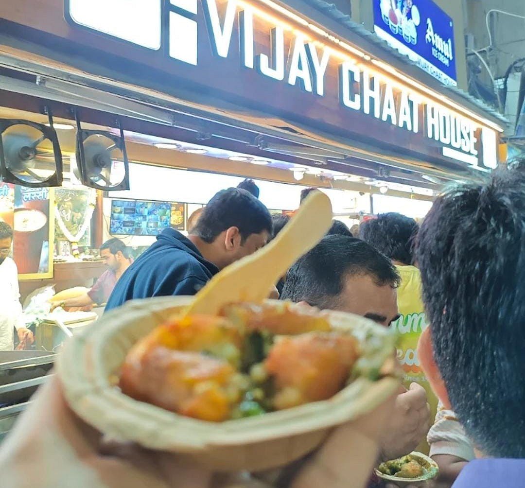 Vijay Chaat House (Bada Sarafa)