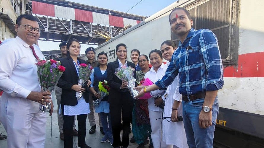 Bhopal News: Railway Women Crew Operate Bhopal-Bilaspur Express On Women’s Day