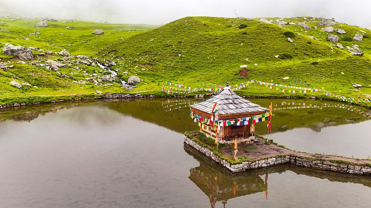 Yulla Kanda: A roof of Krishna Temple