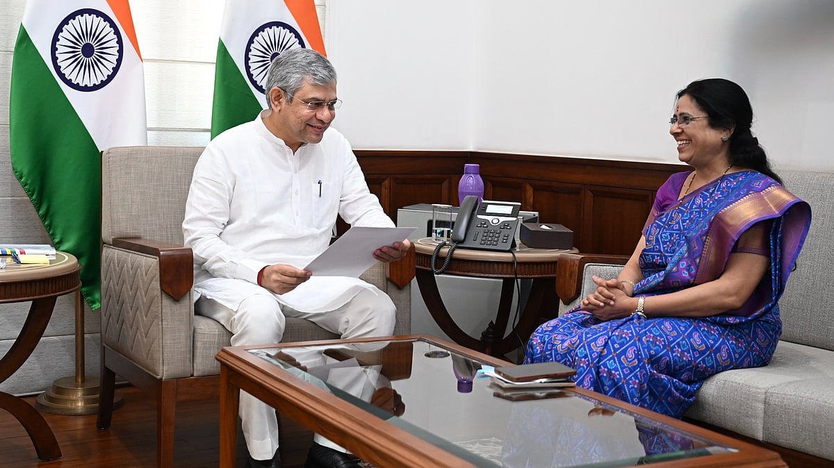 Medha Kulkarni Demands Pune-Konkan Amrit Bharat Express Service In Meeting With Ashwini Vaishnaw