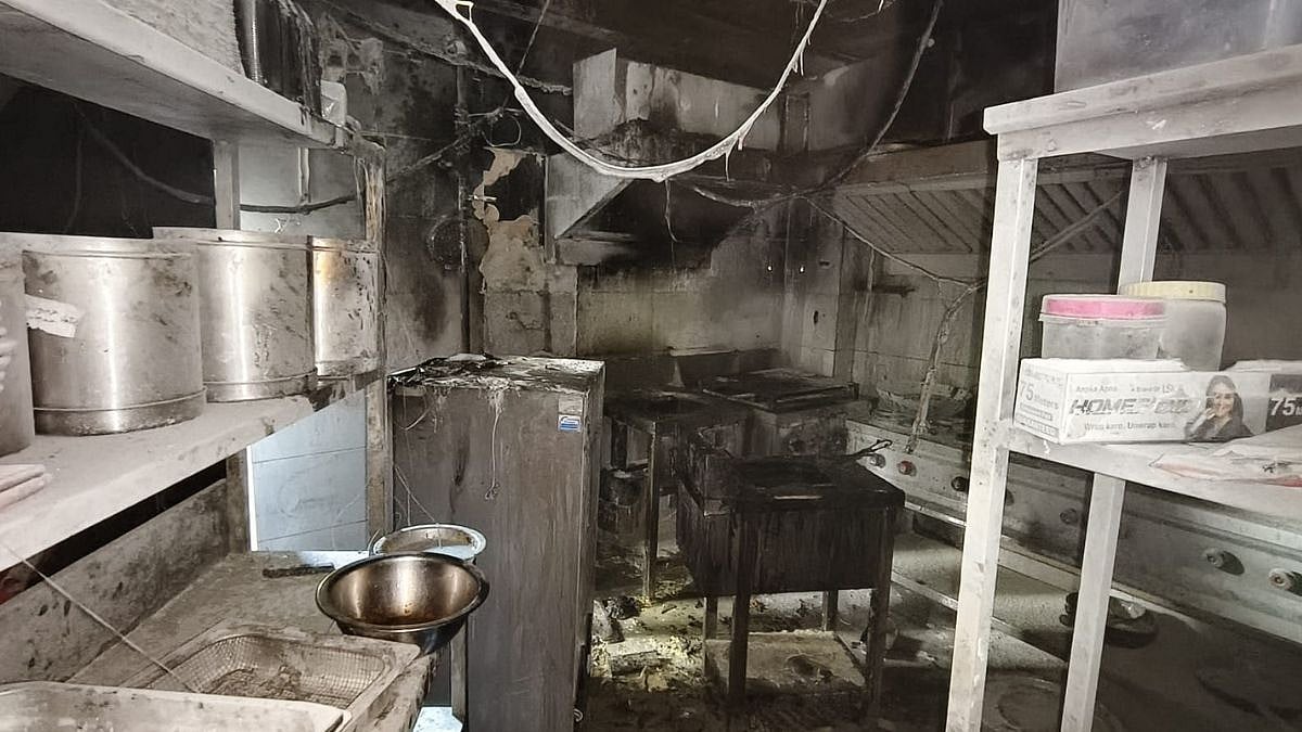 Thane Tragedy: Fire Breaks Out At Baba Pav Bhaji Fast Food Centre Near Vasant Vihar, No Injuries Reported