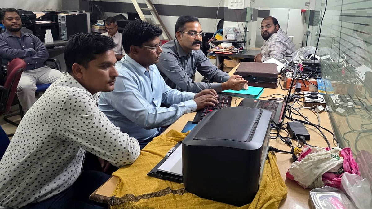 Bhopal News: Lokayukta Police Raid  Bhopal Municipal Corporation Office