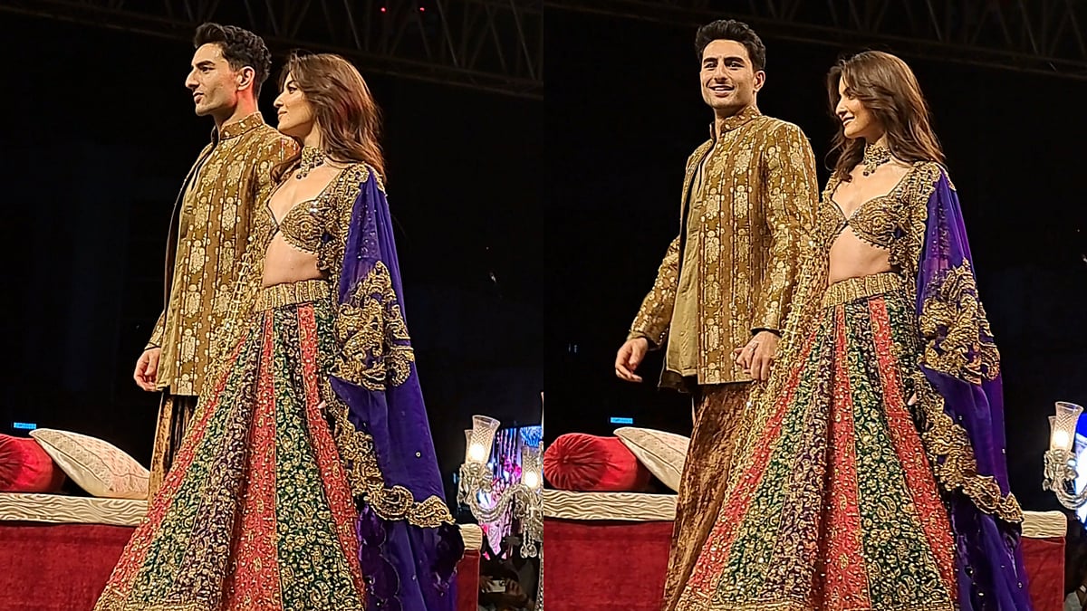 Ibrahim Ali Khan, Pratibha Ranta Walk Hand-In-Hand On The Ramp At Mumbai Fashion Show In Ethnic Couture - WATCH