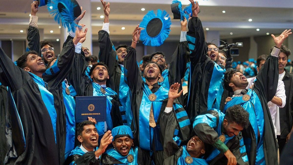 Philippines: Over 1,000 Indian-Origin Medical Students Graduate From Davao Medical School