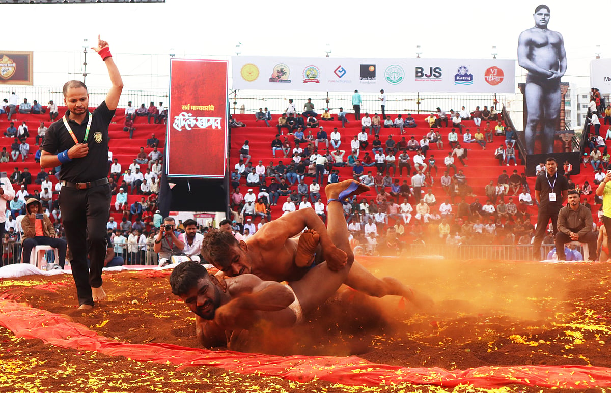 Wrestlers In Action During Inaugaral Bout