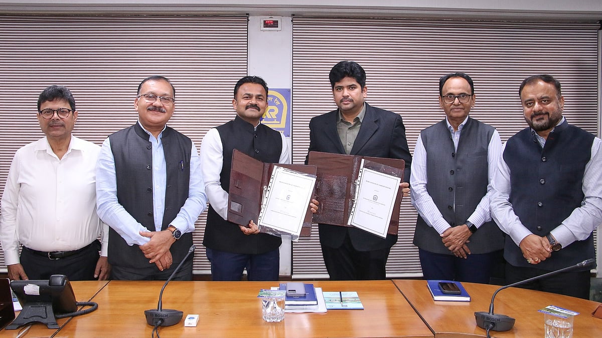 KRCL signs an MoU with AECL to collaborate on Railway, Metro, and Infrastructure Projects in India and Abroad
