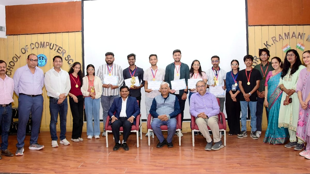 Indore Hackathon: Bright Young Minds From 21 Colleges & Universities Gather At DAVV To Tech-Solve Real-World Challenges