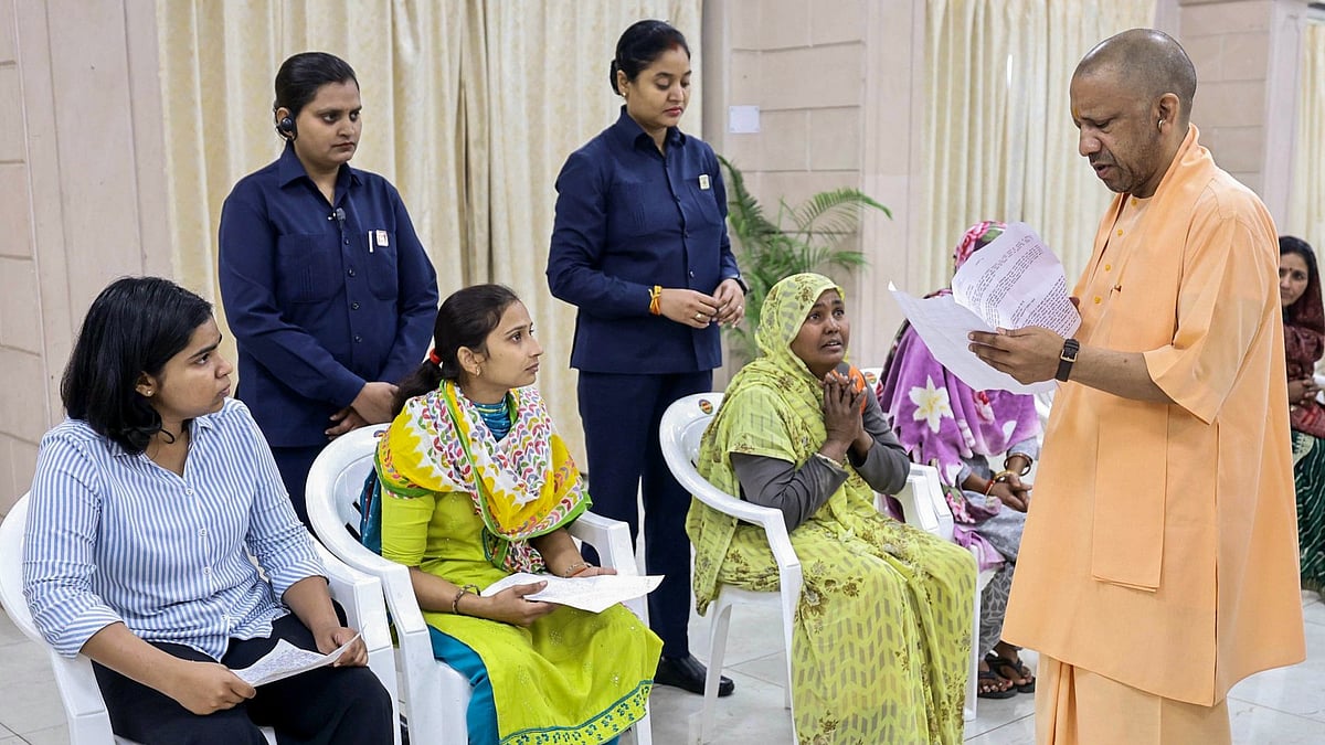 UP CM Yogi Adityanath Assures Soldiers Families Support During Janata Darshan, Resolves Grievances Promptly