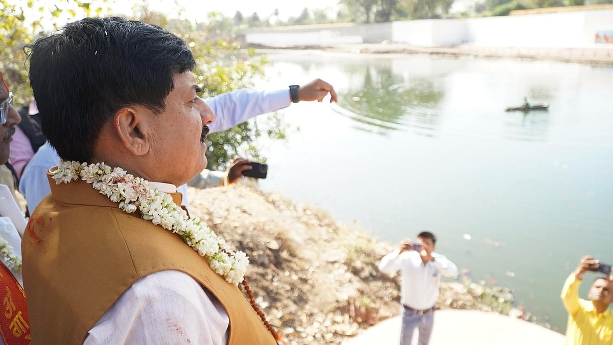 MP News: CM Mohan Yadav Offers Prayers At Angareshwar Mahadev Temple In Ujjain, Reviews Ghat Work On Shipra River-- VIDEO