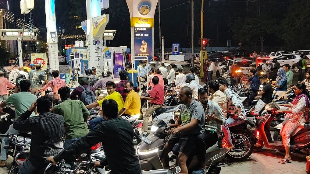 Indore News: Panic Buying Pushes Indore Fuel Sales To ₹164 Crore In Three Days; ; Fuel Supply Now Stable