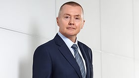 Willie Walsh assumes charge as IndiGo CEO, plans to push international expansion