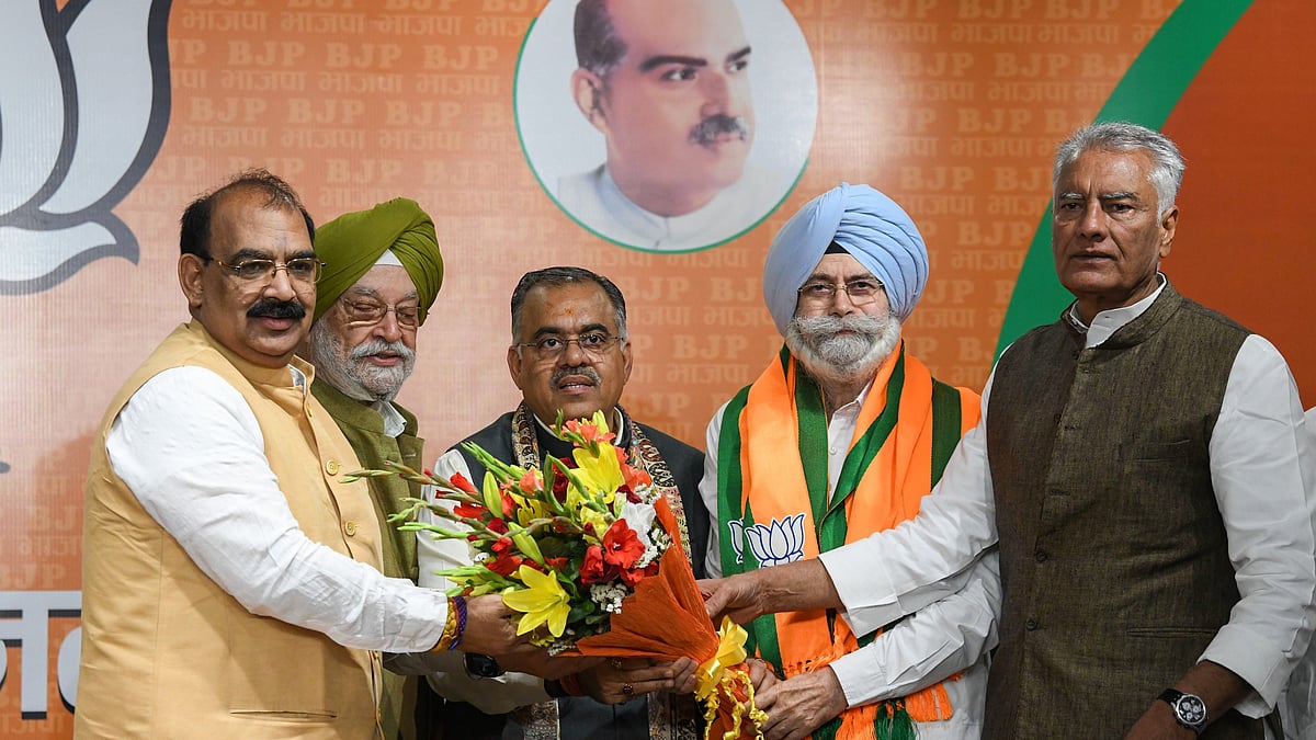 Boost For Saffron Party In Punjab: Senior Advocate, Ex-AAP Leader Phoolka Joins BJP