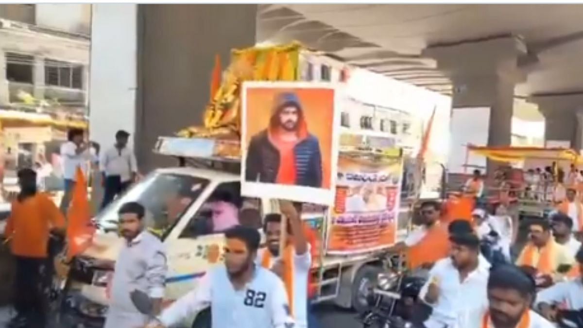 'Baap Aa Raha Hai’: Provocative Slogans Raised, Lawrence Bishnoi Poster Spotted At Hanuman Jayanti Procession In Hyderabad – Video