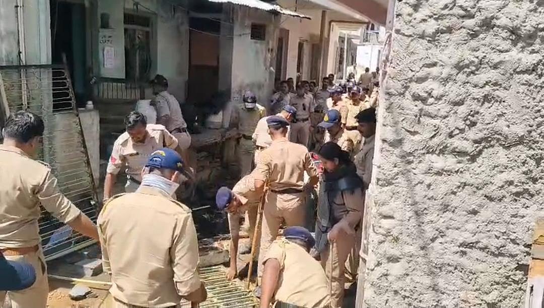 MP News: Molestation Of 13-year-old Triggers Violence In Neemuch's Village | 